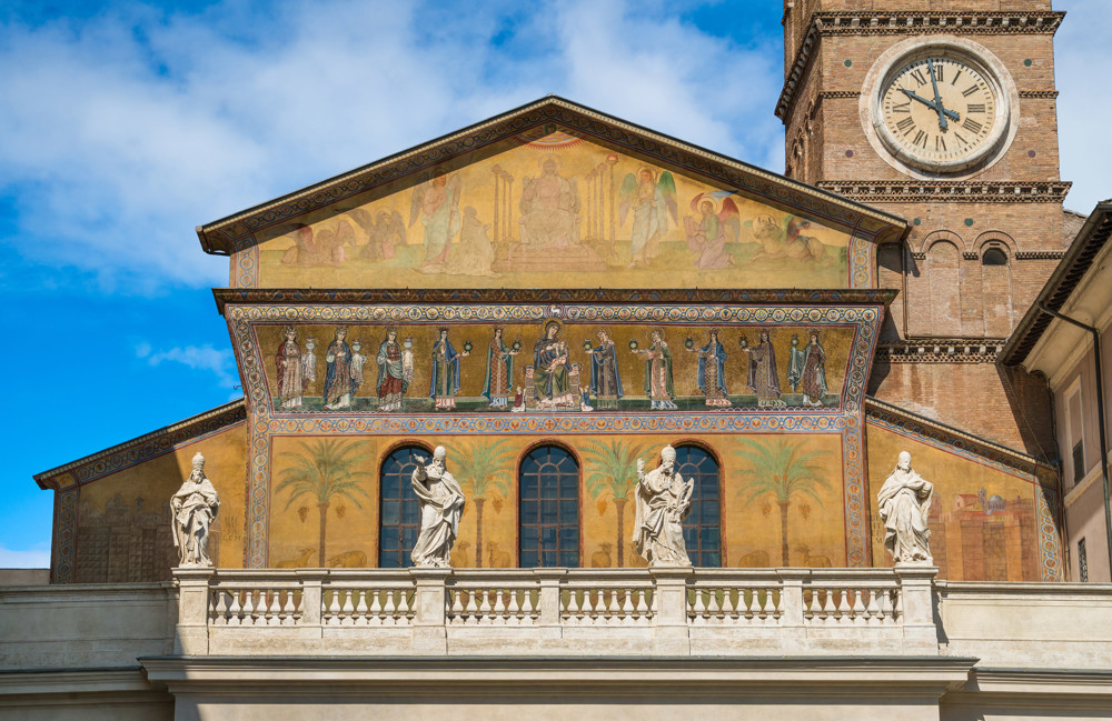 facade basilica santa maria trastevere