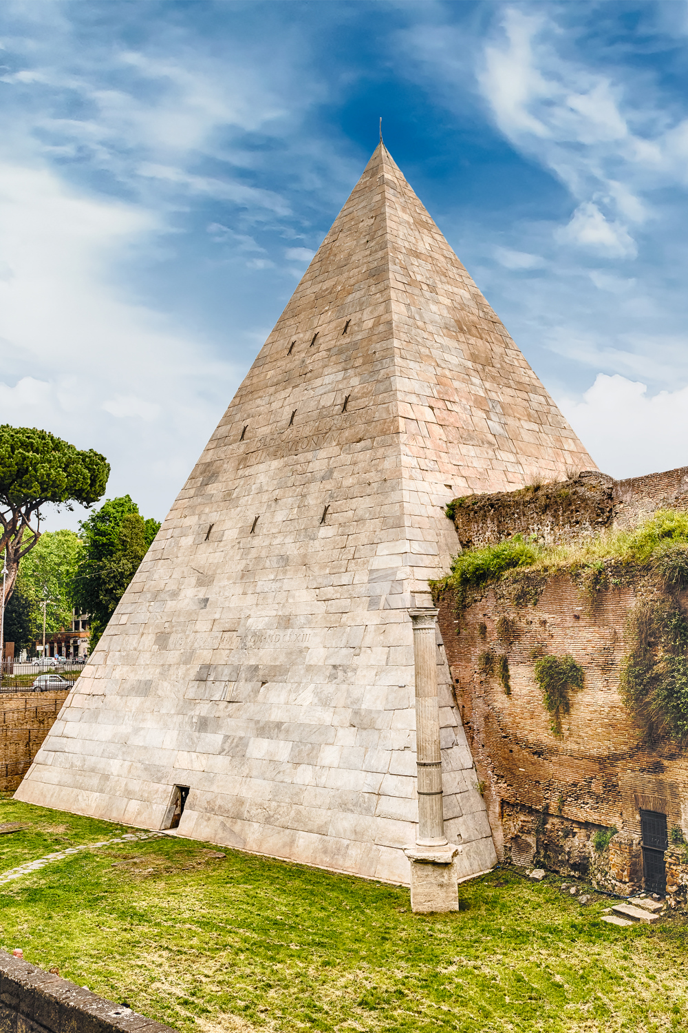 Pyramid Of Cestius rome 2