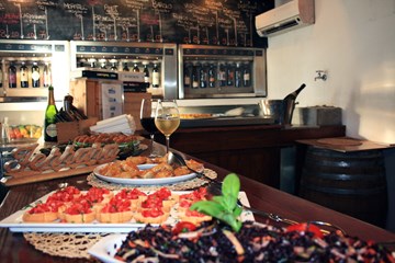 Enoteca Ferarra 7
